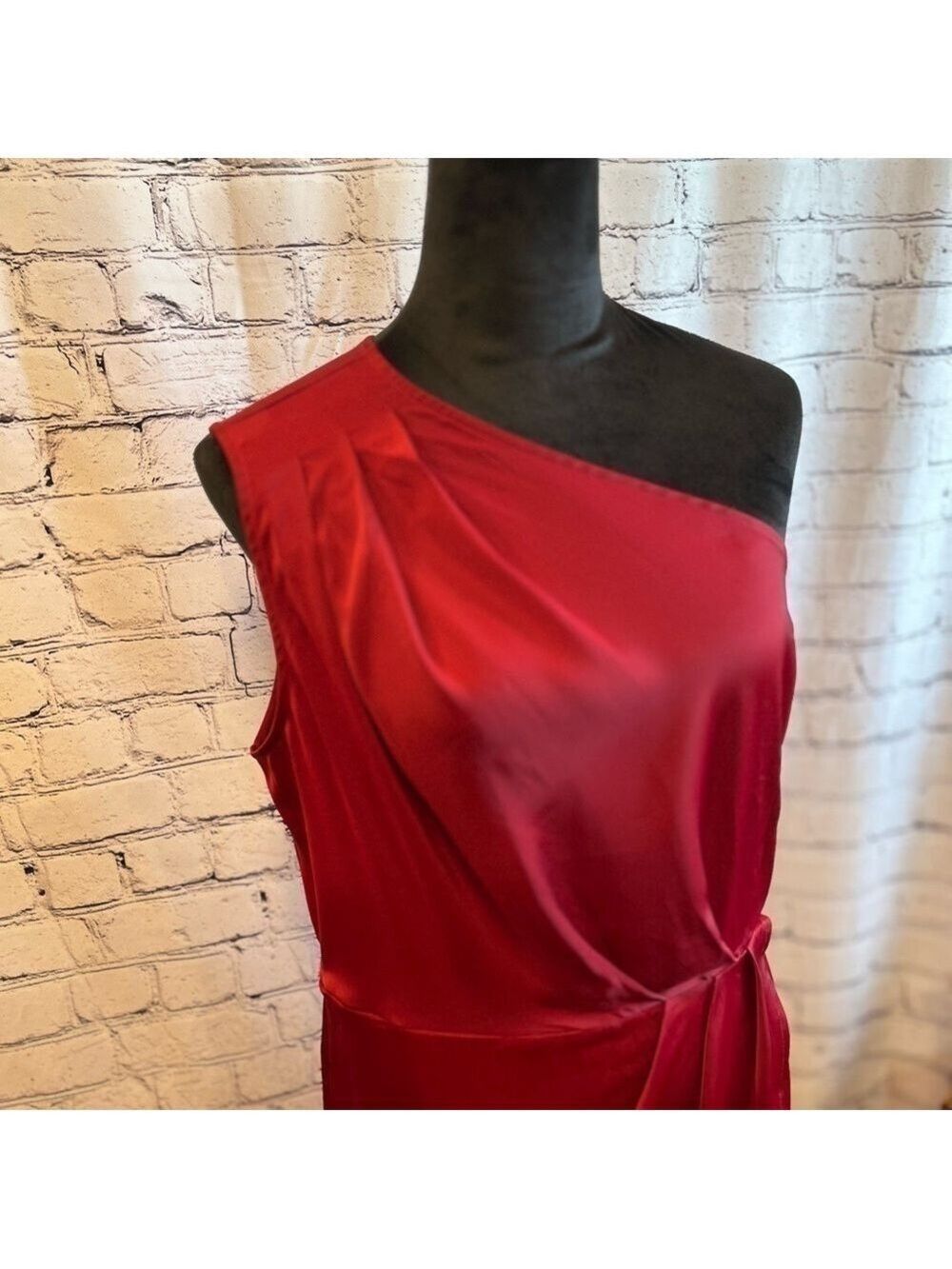 Pretty Garden Res One Shoulder Dress size M. NWT - Picture 4 of 16